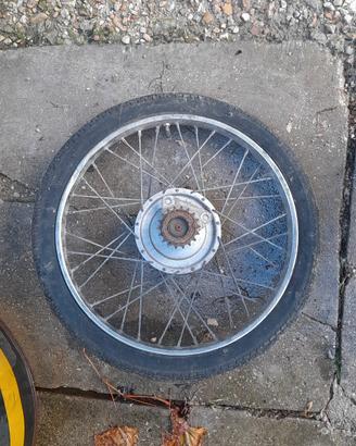 cerchio da 17 per piaggio