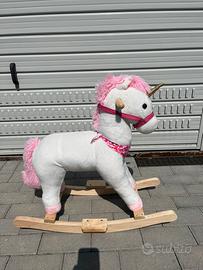 Cavallo a dondolo