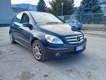 MERCEDES CLASSE B 1700 BENZINA 