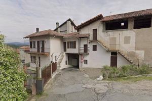 Immobile in asta di 178 m² con 5 locali a Brusneng