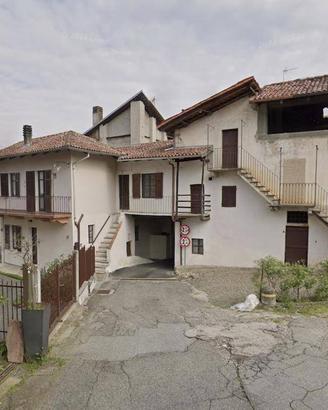 Immobile in asta di 178 m² con 5 locali a Brusneng
