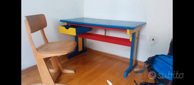 scrivania e sedia bambini