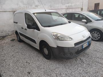 Peugeot Partner 1.6 8V HDi 90CV FAP L2 2 posti Fur