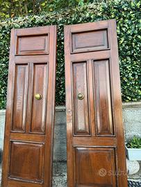 Portone in legno castagno