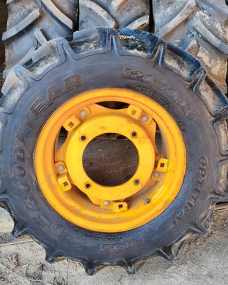 ruote GOODYEAR 320/70 R20 BCS PASQUALI FERRARI 