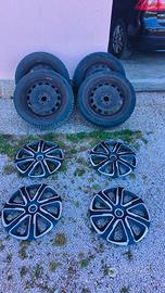 RUOTE COMPLETE DI COPRICERCHI CON PNEUMATICO VW