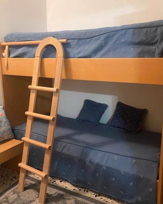 letto a castello in legno massiccio