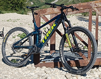 E-bike Trek rail 7 2022 taglia XL