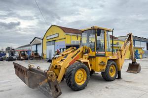 Terna snodata KOMATSU WB98A 4x4