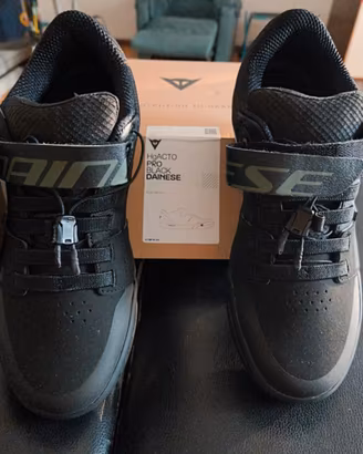 scarpe MTB pedali flat Dainese HG Acto PRO- NUOVE