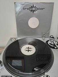 Green Court – Moonflight