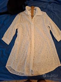 Abito camicia in pizzo sangallo con cintura