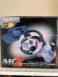 Volante e pedaliera per PlayStation