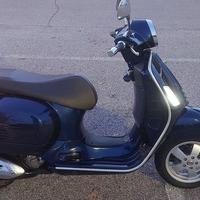 Vespa 300 GTS