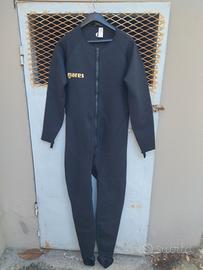Tuta da surf