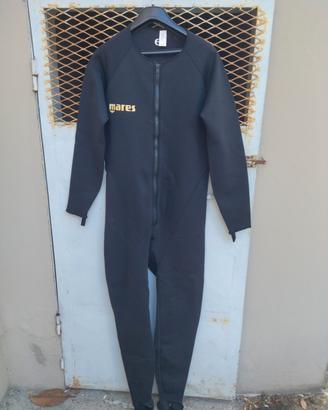 Tuta da surf