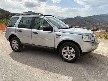 Land rover freelander 2