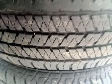 4 GOMME BRIDGESTONE 205-70 R15 PER SUZUKI JINMY