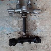 Canotto di sterzo con piastre per bmw f650