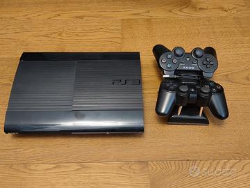 Sony PS3 Play Station 3 500 GB + 2 Controller