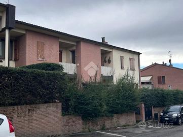 3 LOCALI A MONZUNO