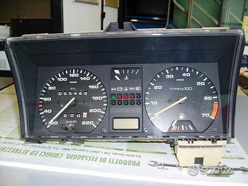 Quadri strumenti digitali e manometri per Golf