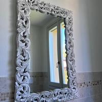 Specchio con cornice intagliata bianca - shabby