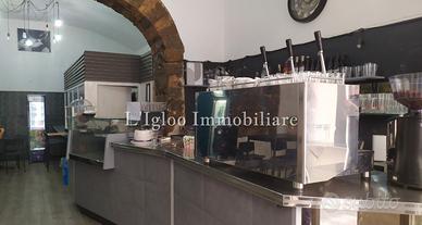 Investimento: 75.000 mura di bar affittato