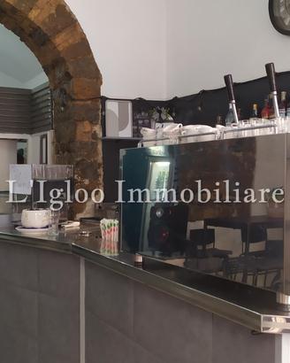 Investimento: 75.000 mura di bar affittato