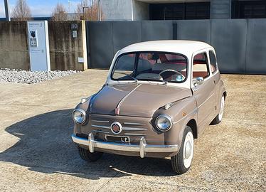 Fiat 600 D ()