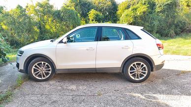 Audi Q3 2.0 TFSI 220cv motore NUOVO