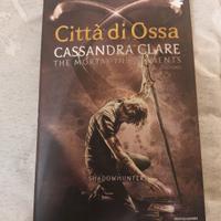 "Città di Ossa" di Cassandra Clare