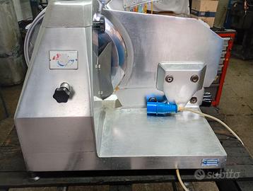 Affettatrice 220volt lama 350