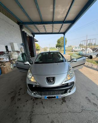 Peugeot 207 cc 1.6 120cv VTI Feline