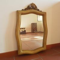 Specchio antico con cornice in legno