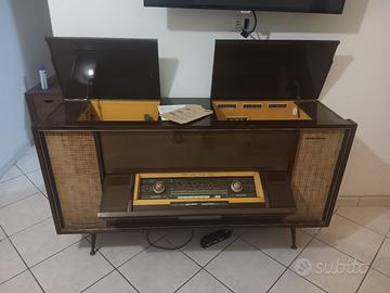Mobile Radiofonografo Vintage SABA Automatic 125 S