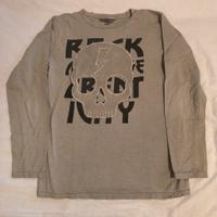 160 - Maglie, felpe, pantaloni, camicie.