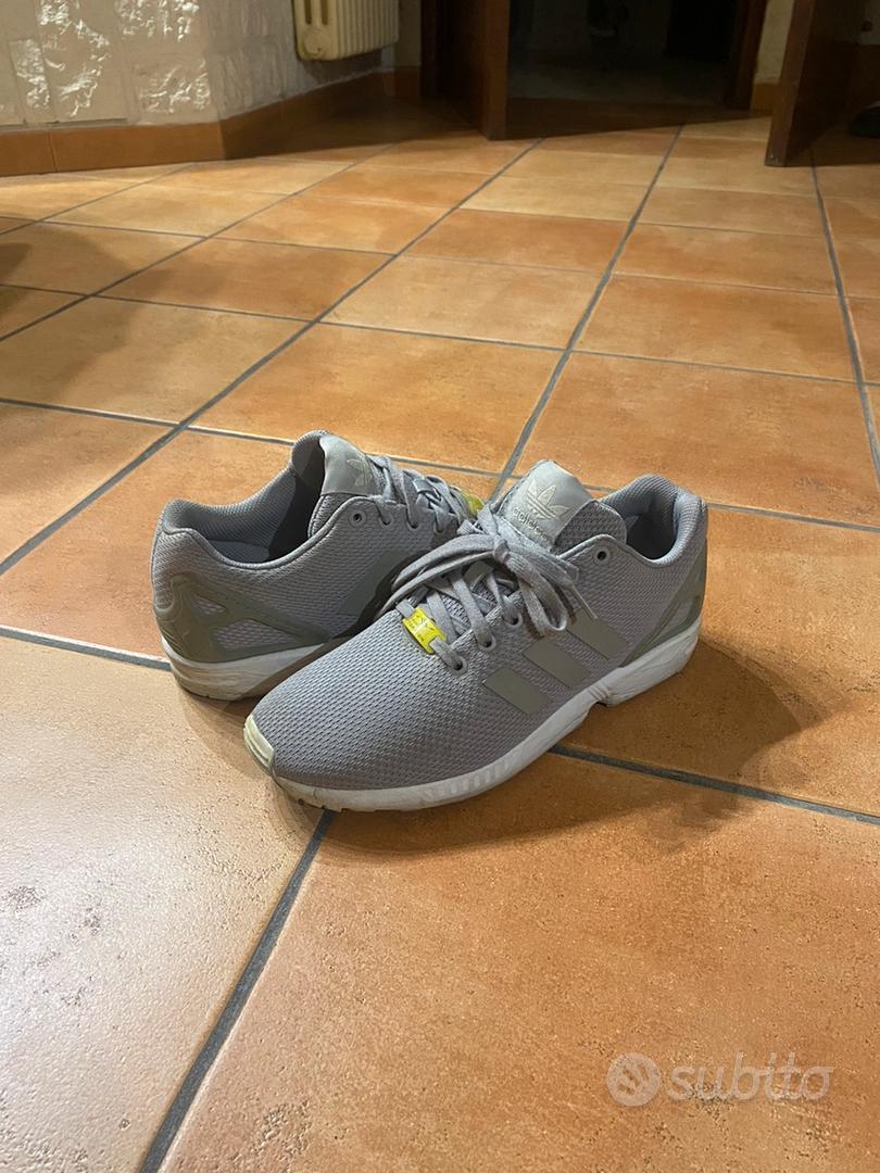 Adidas Z X Flux 42.5 Abbigliamento e Accessori In vendita a Napoli