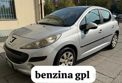 Peugeot 207 1.4 8V 75CV 5p. Energie Sport ECO GPL