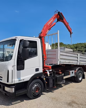 IVECO 100E18 - cassone ribaltabile e gru