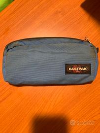 Borsellino astuccio blu azzurro eastpak