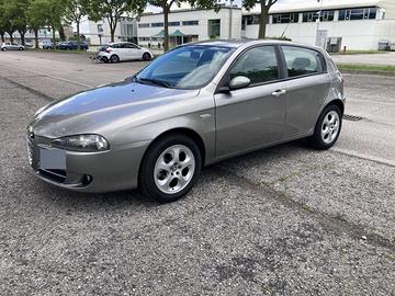 ALFA ROMEO 147 1.6 BENZINA 2008