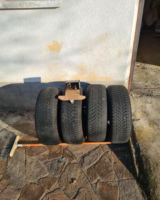 Copertoni citroen c3 195/55 R 16 cerchi in ferro