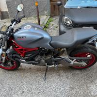 Ducati Monster 821 - 2017