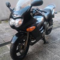 Suzuki GSX 750 F