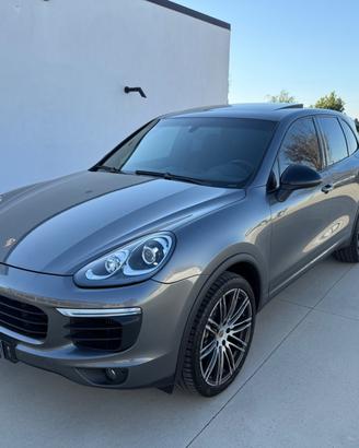 Porsche Cayenne Restilyng Tetto Fari Led