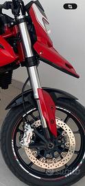 Parafango hyperstrada adattato hypermotard 796/110