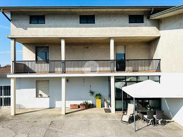 CASA DI CORTE A DELLO