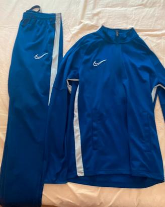 Tuta nike completa