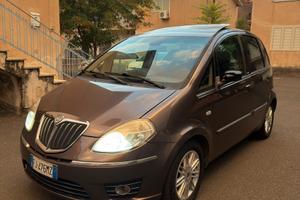 Lancia Musa Poltrona Frau